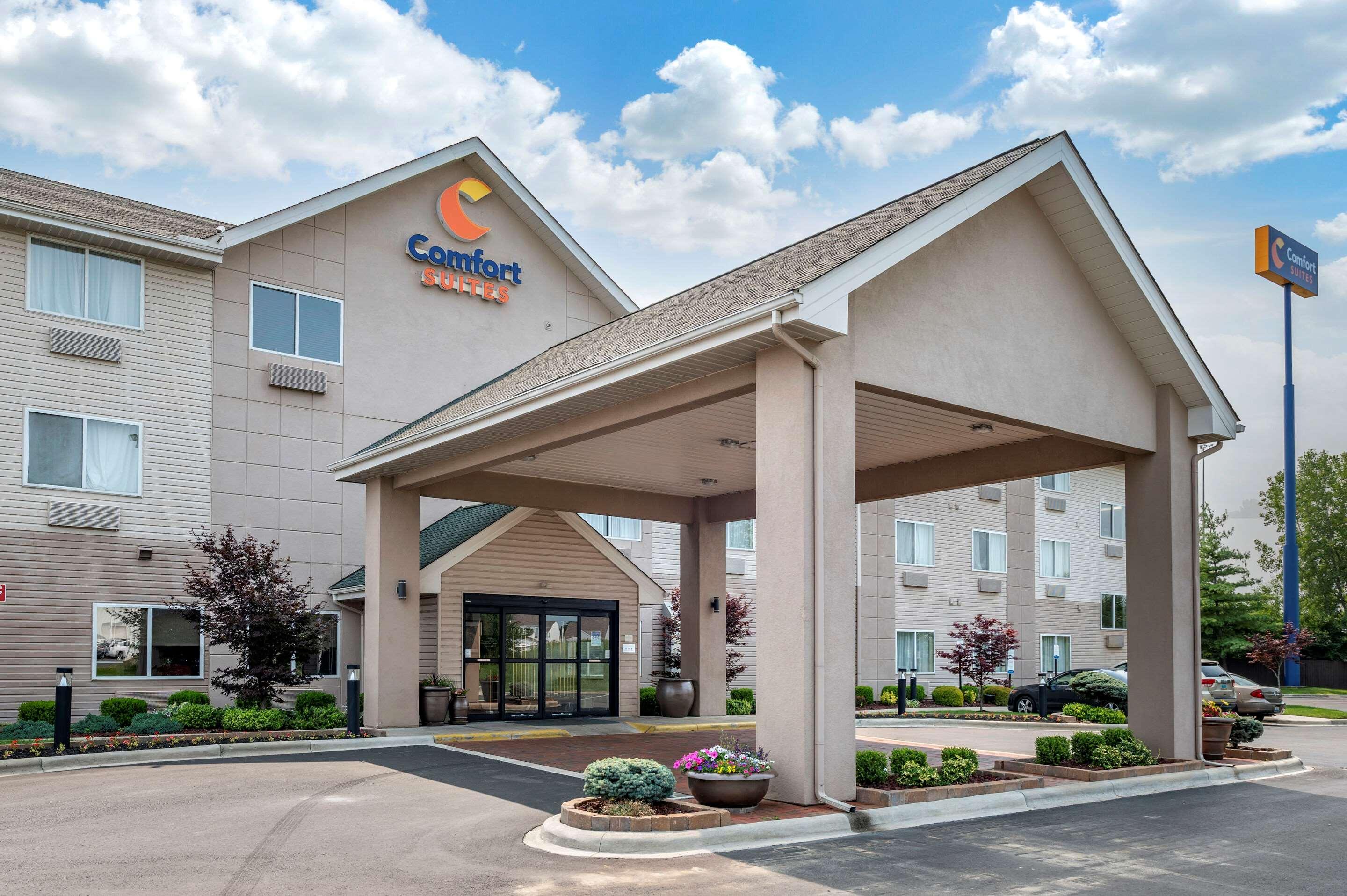 Comfort Suites Columbus West - Hilliard Exterior photo