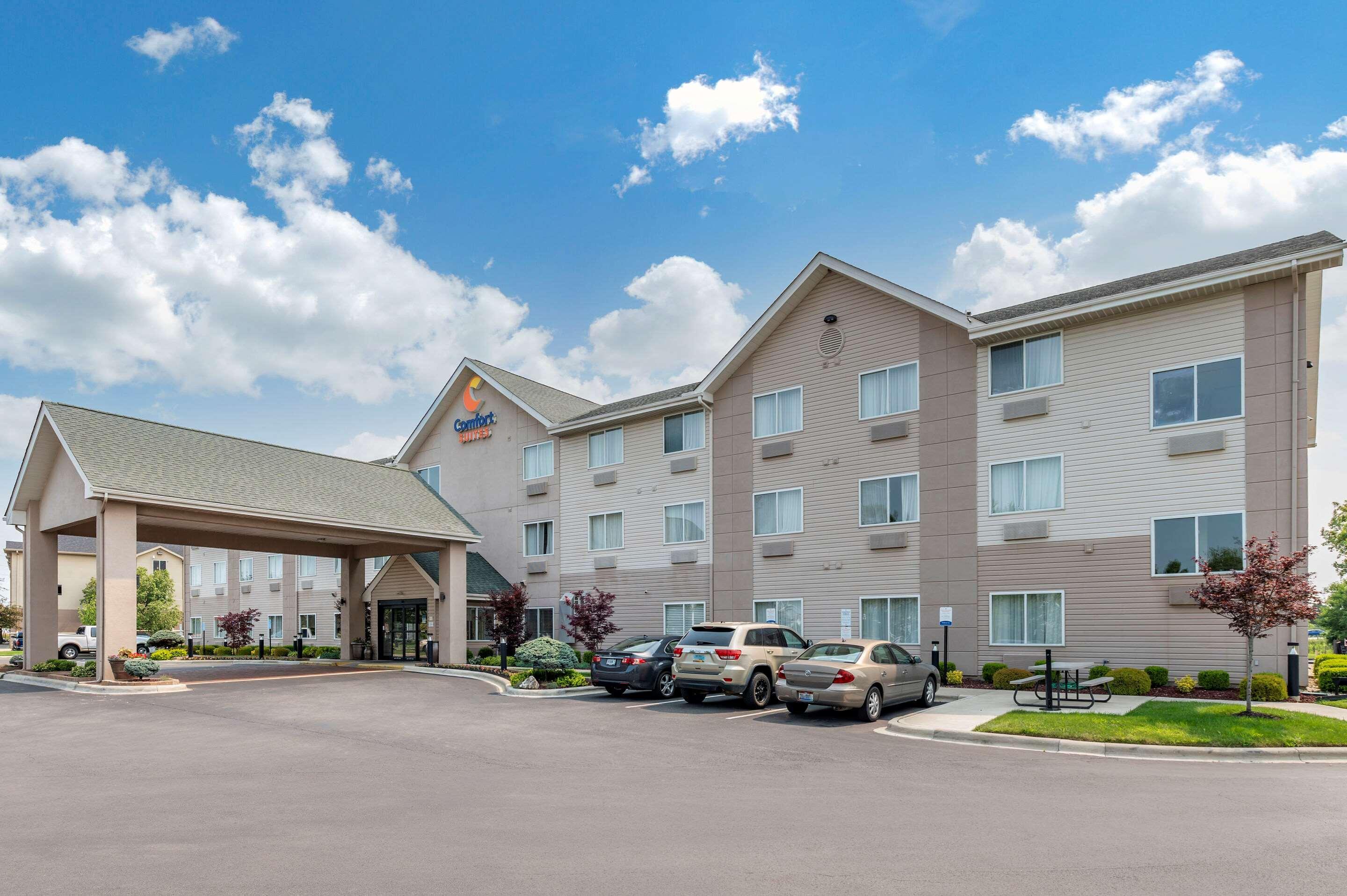 Comfort Suites Columbus West - Hilliard Exterior photo